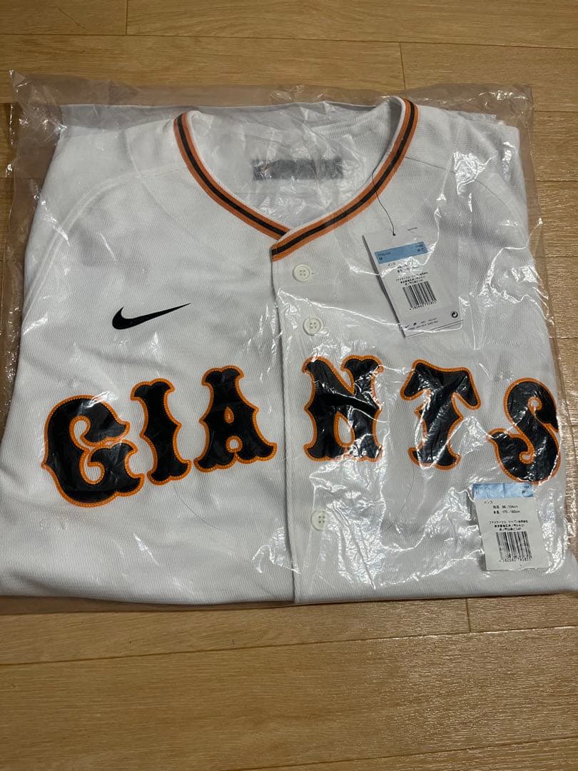 [新品タグ付き]Nike GIANTS ユニフォーム Mサイズ