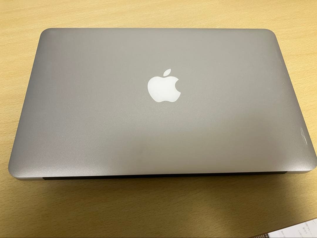 MacBook Air Early 2014 11インチ シルバー