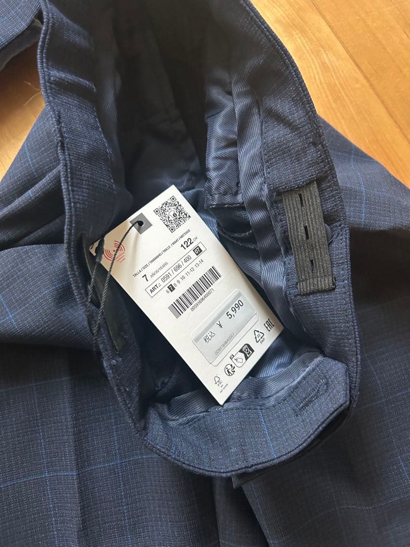 新品タグ付き【ZARA】チェックスーツ　上下+長袖シャツ ネイビー 122㎝