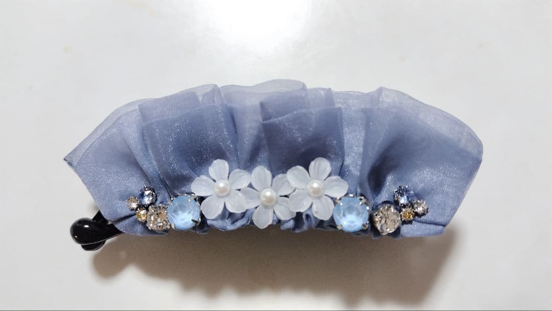 【新品同様】コンプレックスビズバナナクリップフラワーレースブルー