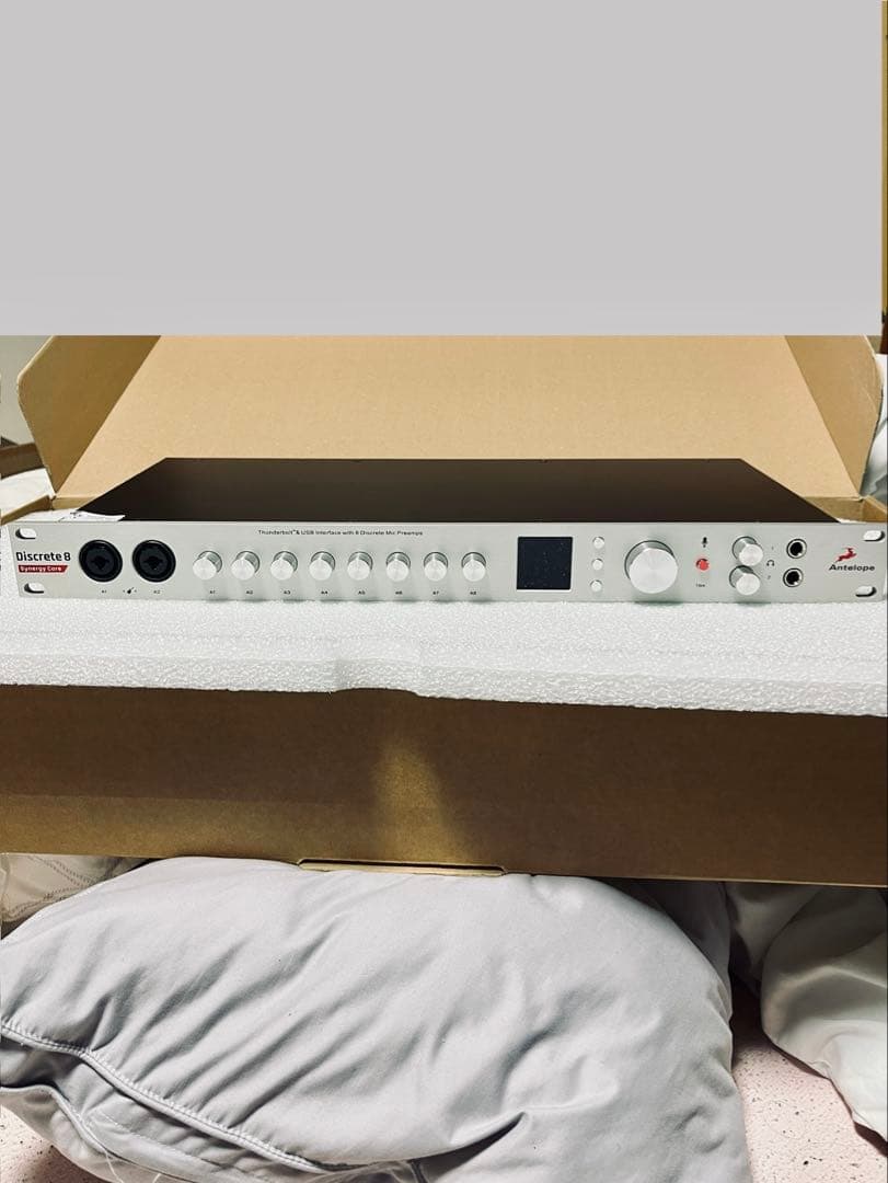 DTM・DAW antelope audio discrete8 synagy core