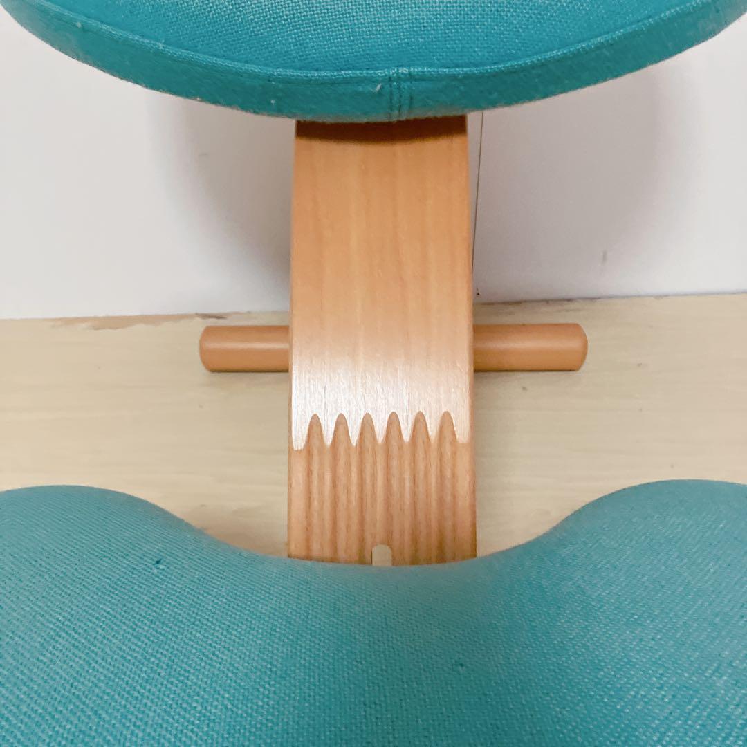 Rybo リボ　バランスチェアイージー　姿勢矯正　 デスクチェア　ライトグリーン