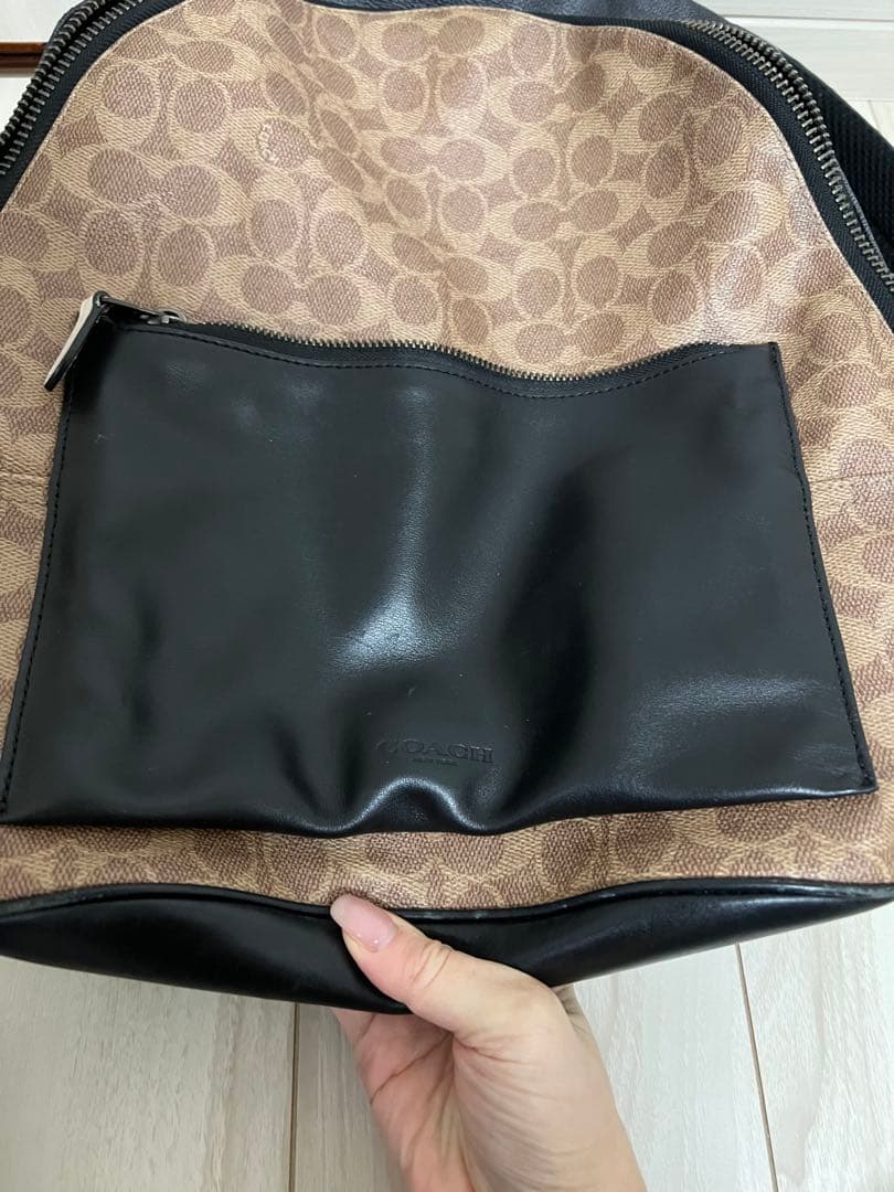 【期間限定値下げ】 COACH ロゴデザイン リュック