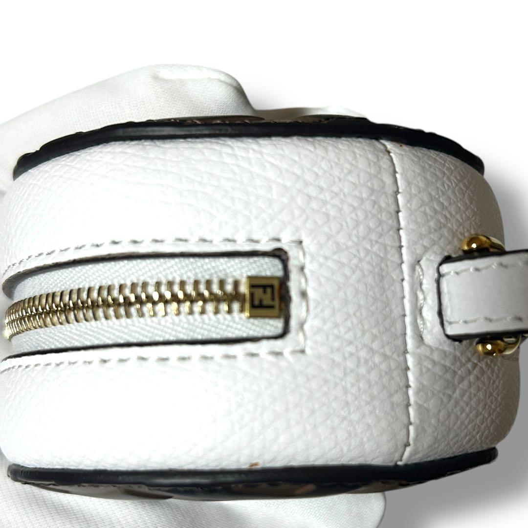 【中古品】FENDI フェンディ チャーム キーホルダー ポーチ ズッカ柄