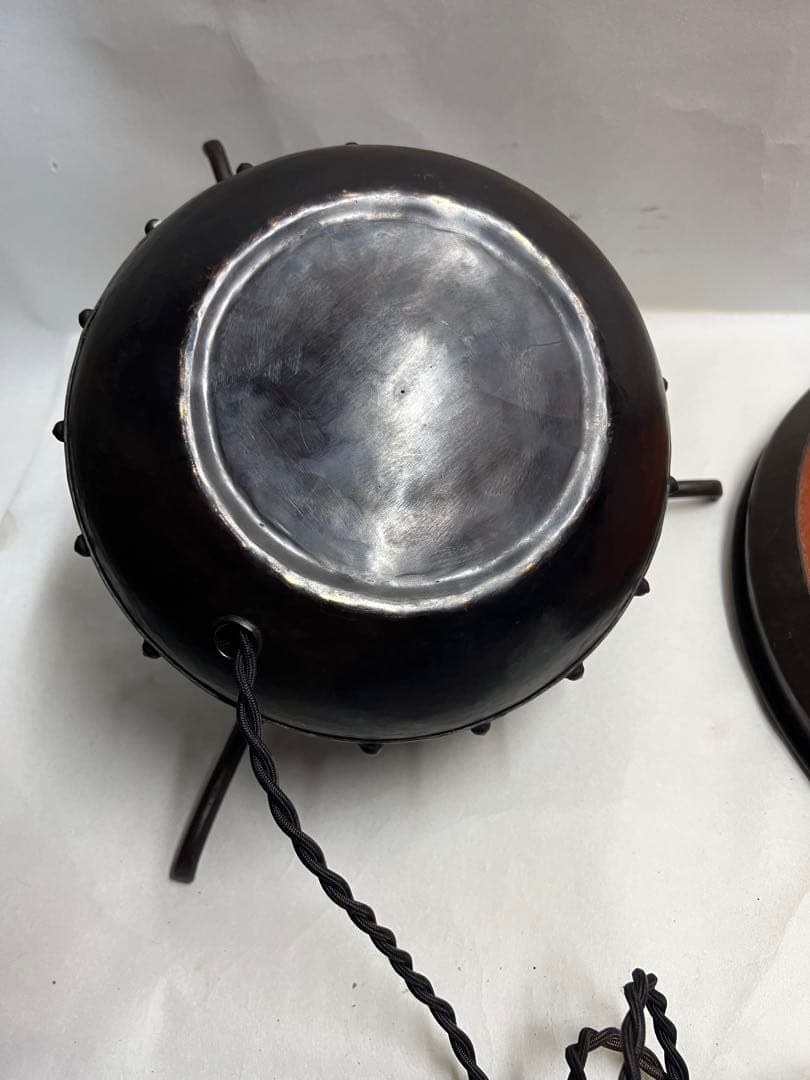 ロッジ•マイカランプ　アーツ&クラフツの金属工芸家ファン•エルブ作