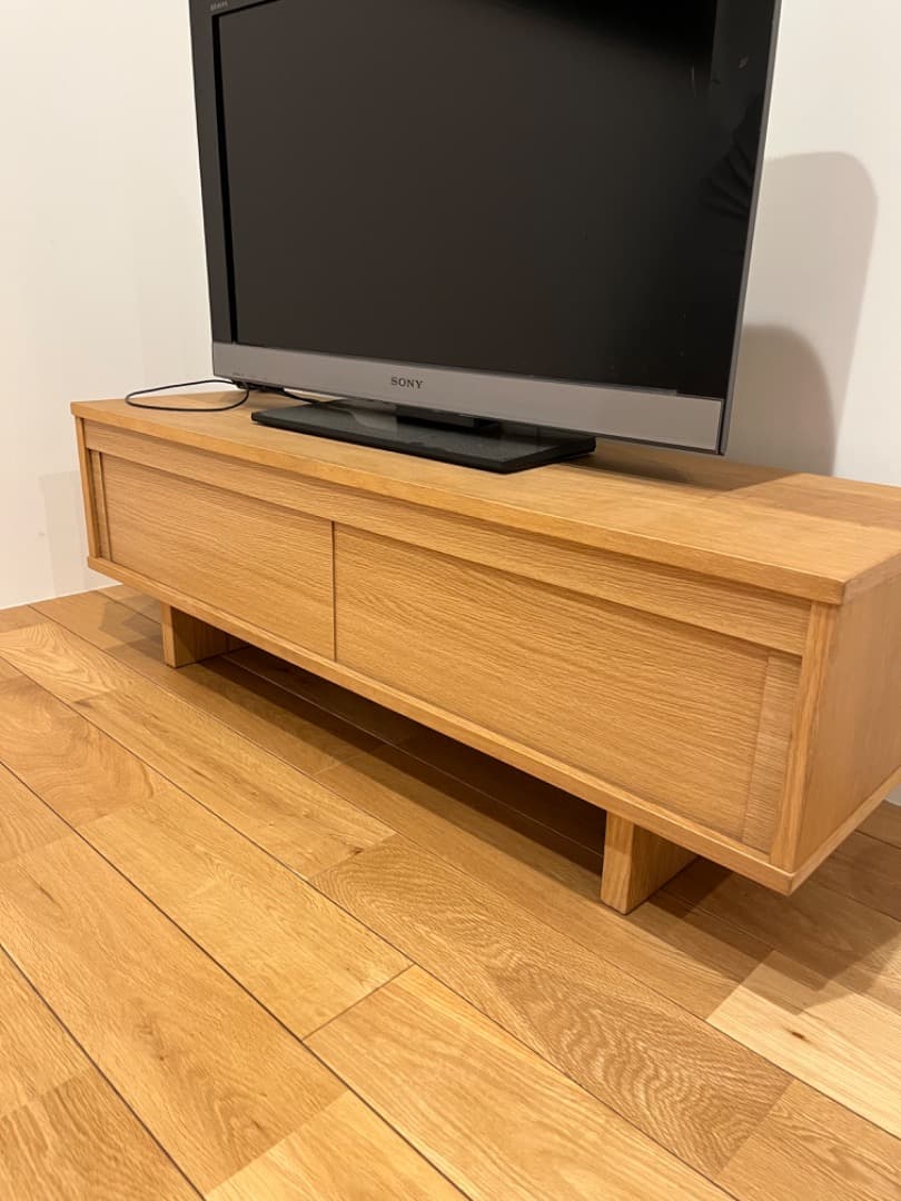 オーク材 シンプル テレビ台 引き出し付き
