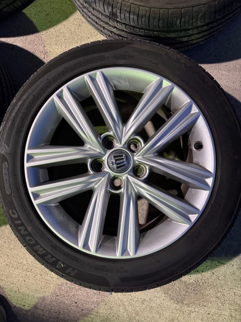 210系クラウン純正ホイール17インチ HARMONIC タイヤ・ホイールセット