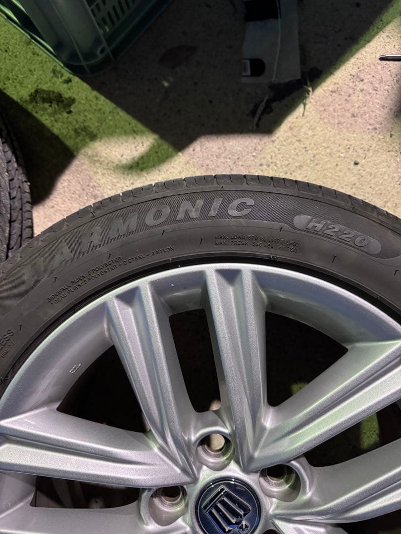 210系クラウン純正ホイール17インチ HARMONIC タイヤ・ホイールセット