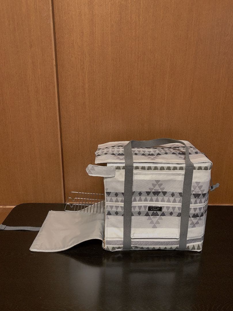 しゅんすけ様③　体調不良時の通院や災害避難用に便利な遮光キャリーバッグ