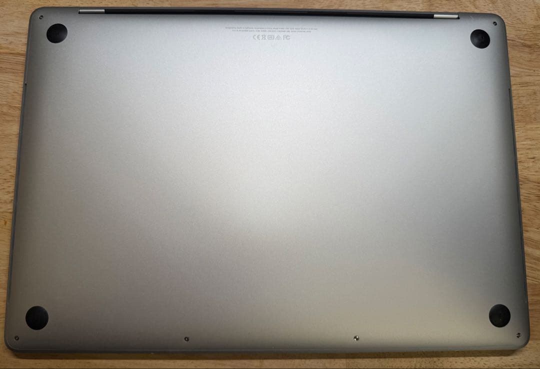 MacBookPro 2018 15インチ i9 32GB 512GB