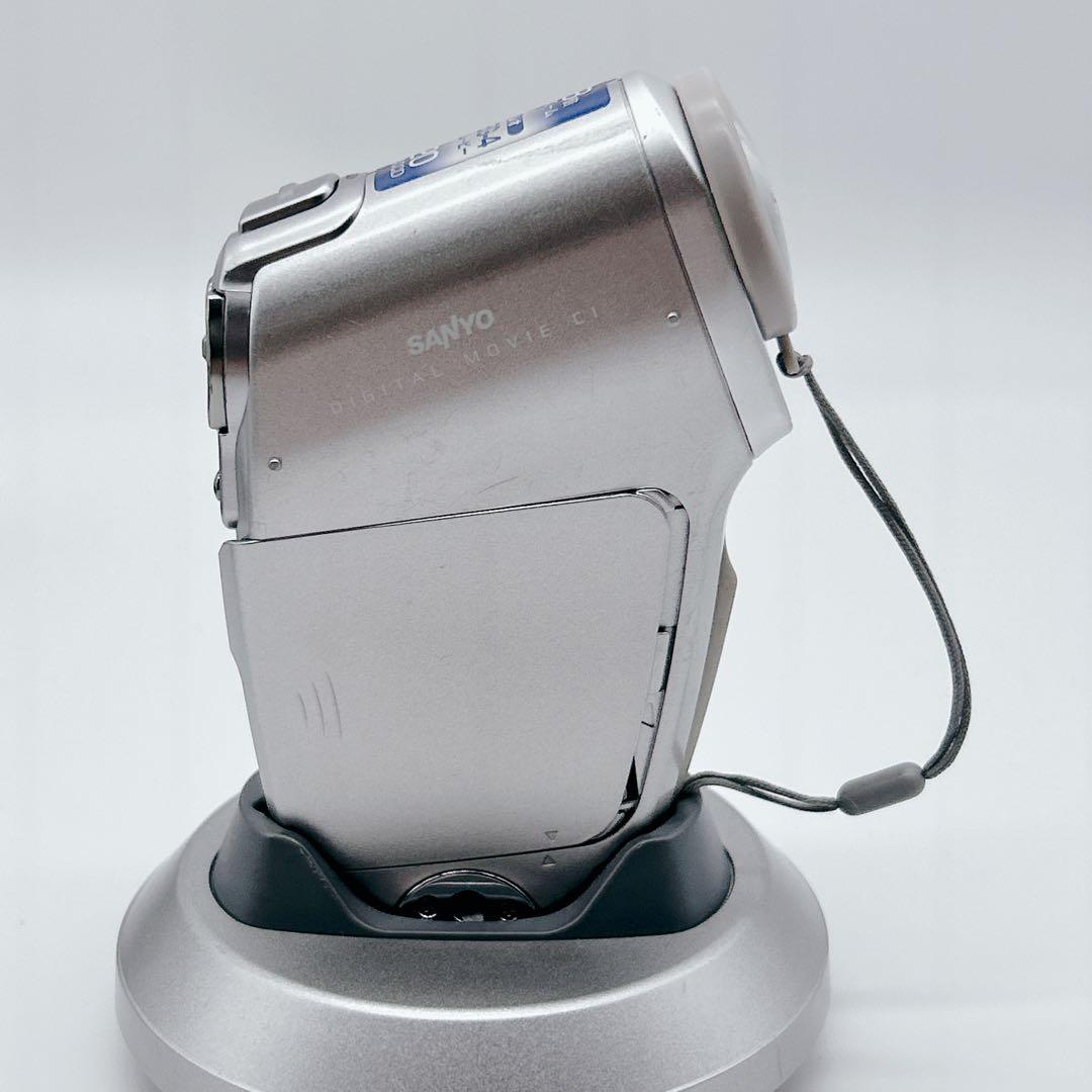 【動作確認済】SANYO Xacti DMX-C1 バッテリー 充電器付属