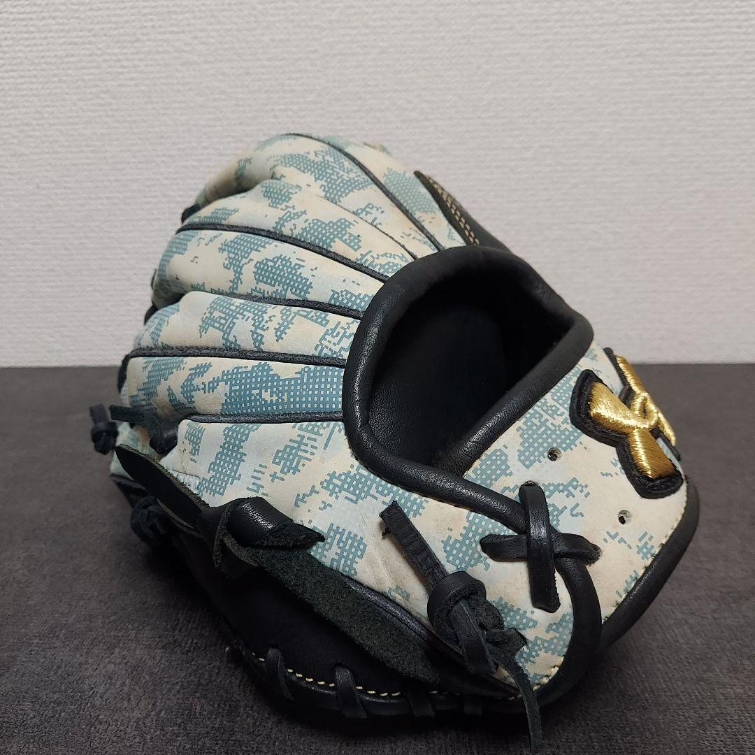 砂*岩様 UA アンダーアーマー　IWILL 限定カラーモデル　グラブ