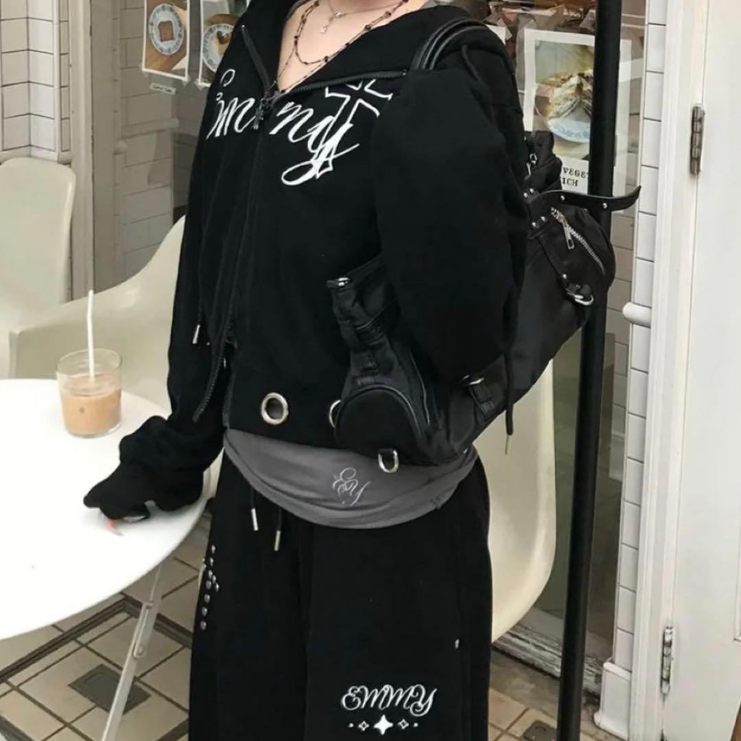 Emmy ロゴスウェットセットアップ 黒 トップスのみ