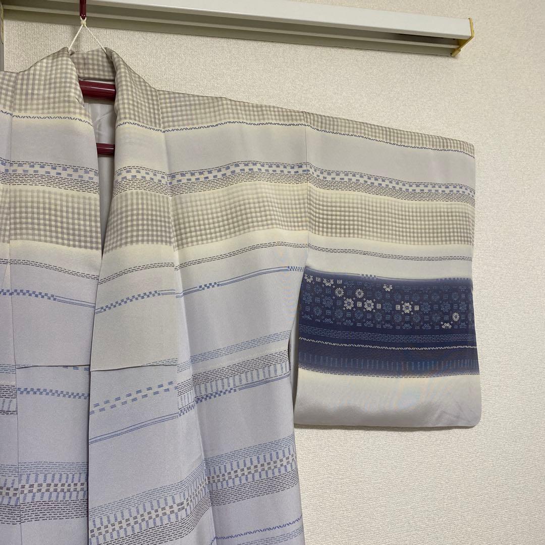 正絹　美品　袷　カジュアル　フォーマルどちらもOK 訪問着　染め柄　水色　紺