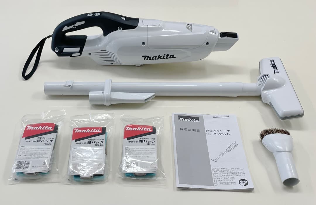 美品　マキタ コードレス クリーナー「CL282FD」18V