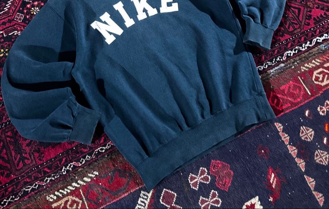 ユ*ウ様 NIKE ナイキ 90's ワッペンロゴ スウェット トレーナー ブラ