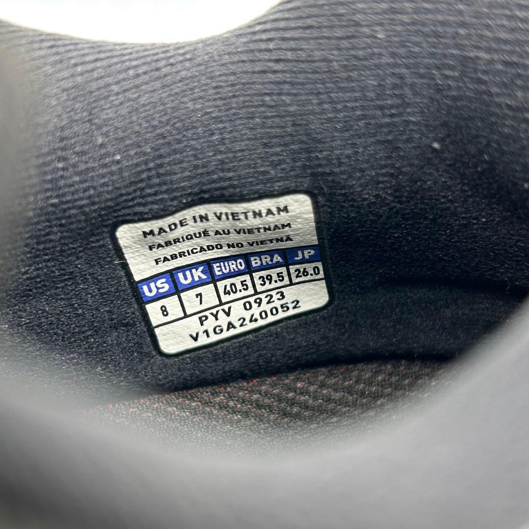 【未使用】ミズノ ウェーブライトニングZ8 バレーボールシューズ 26㎝　黒