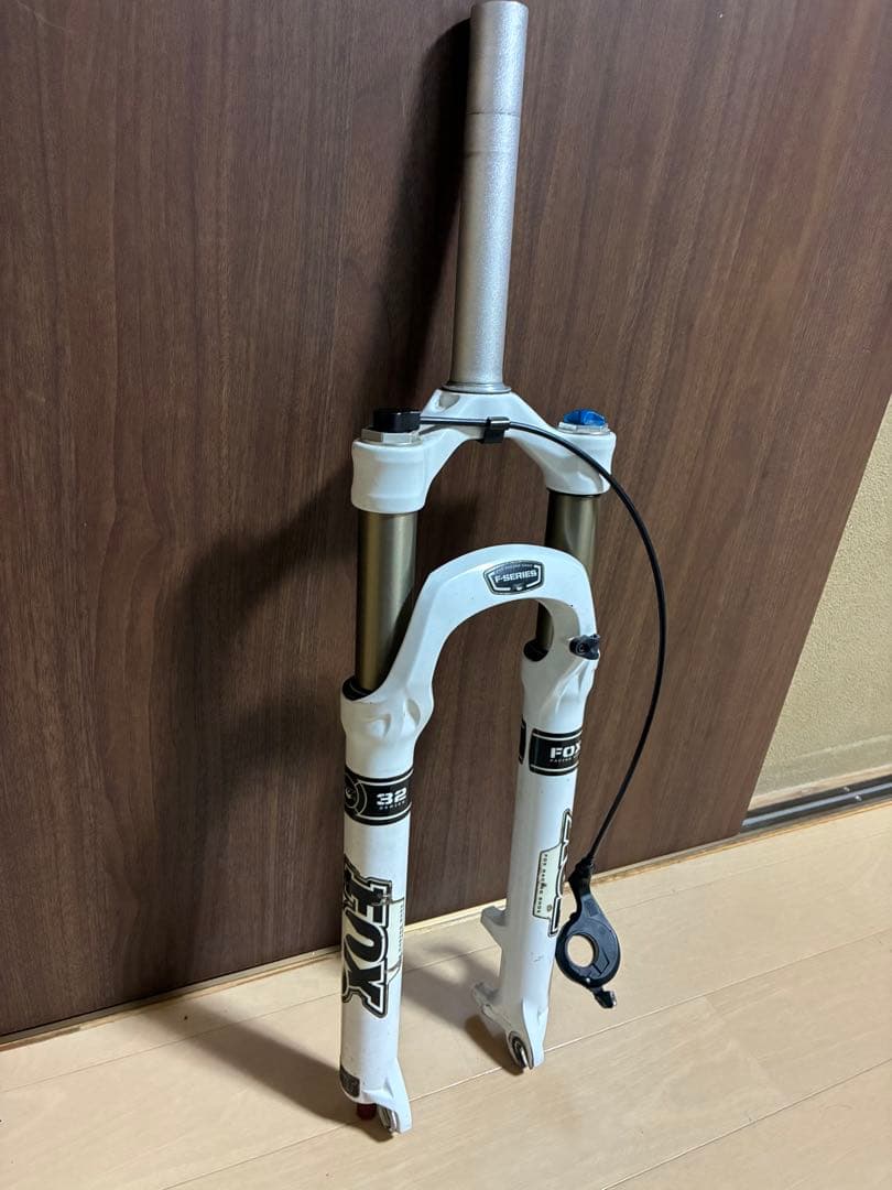 FOX 32 サスペンションフォーク 26インチ用