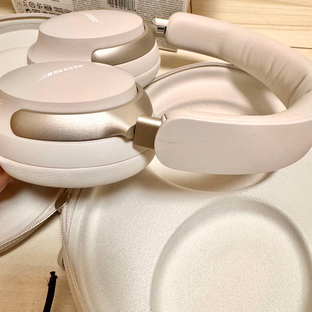 【美品】Bose QuietComfort Ultra ワイヤレスヘッドホン