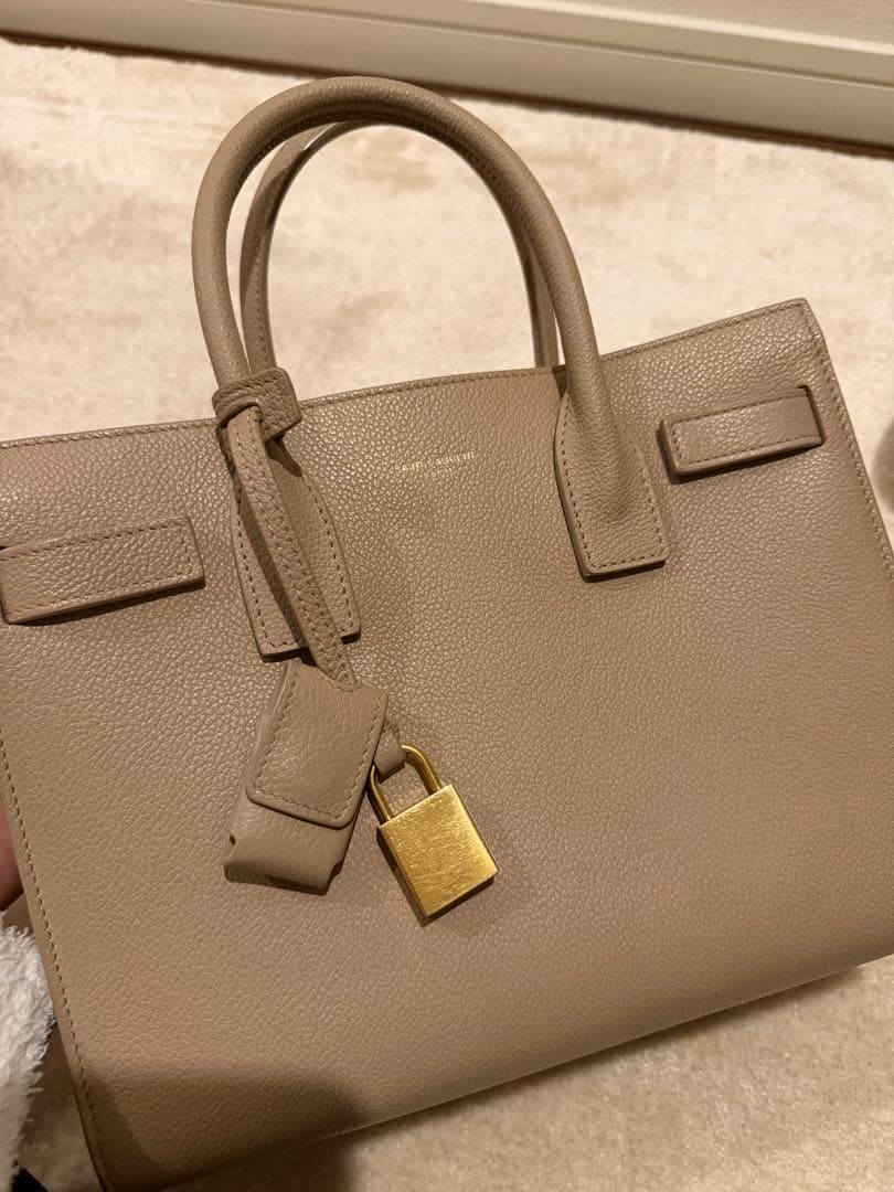 SAINT LAURENTサック・ド・ジュール　Babyレザートートバッグ