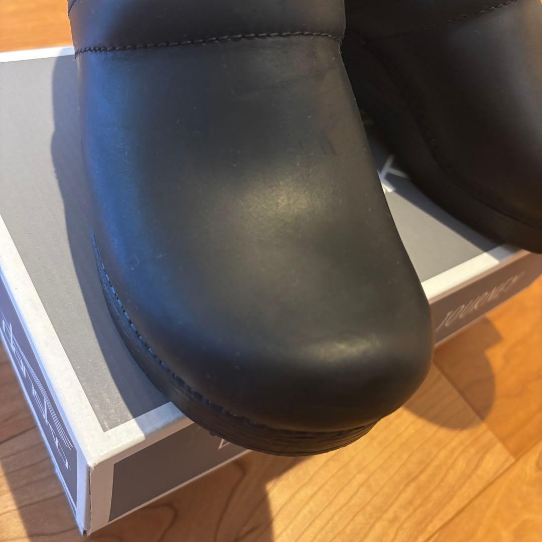 【dansko】ダンスコ プロフェッショナル サンダル Black.Oiled