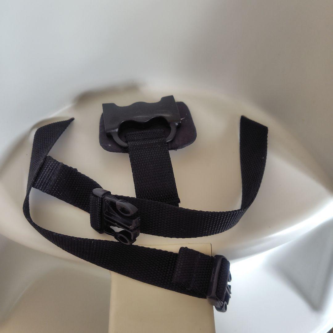 BABYBJÖRN ハイチェア ホワイト　ハーネス付き