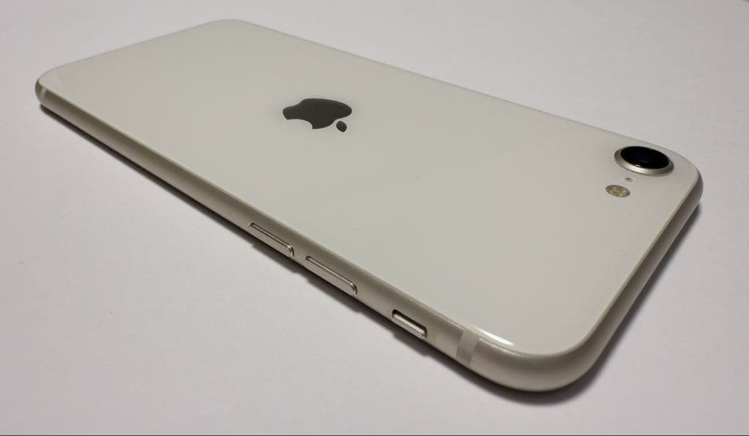 中古 Apple iPhoneSE3 第3世代 128GB 白 SIMロックなし