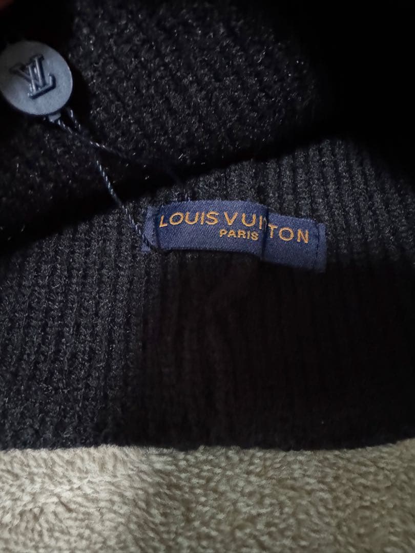 ルイヴィトン　ニット帽　ブラック