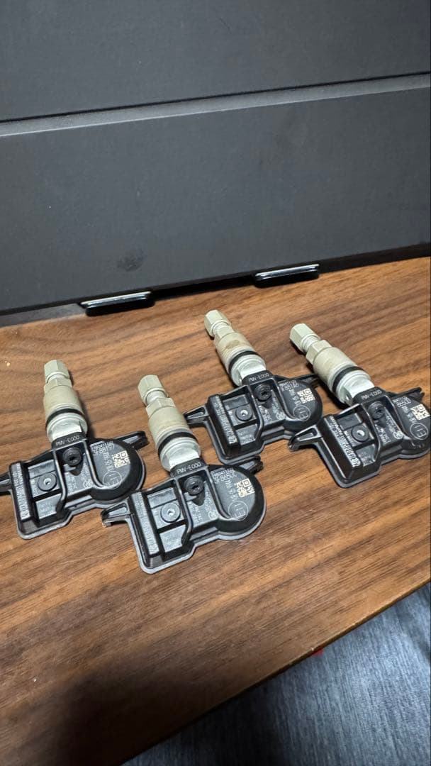 レクサスRX レクサス純正　空気圧センサー PMV-E000 4個セット