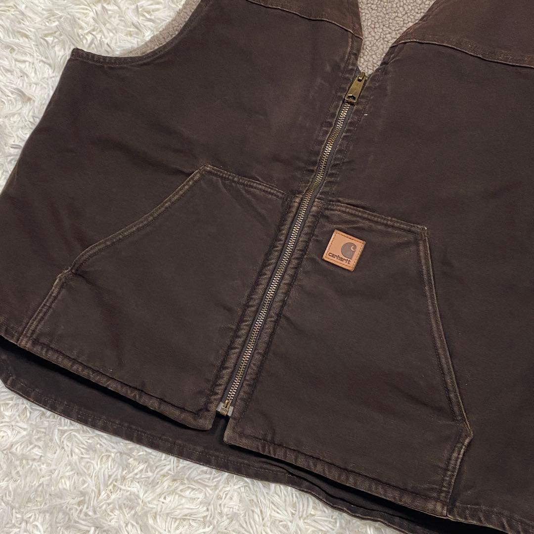 carhartt カーハートV26 ダックボアベスト　ダークブラウン　フェード