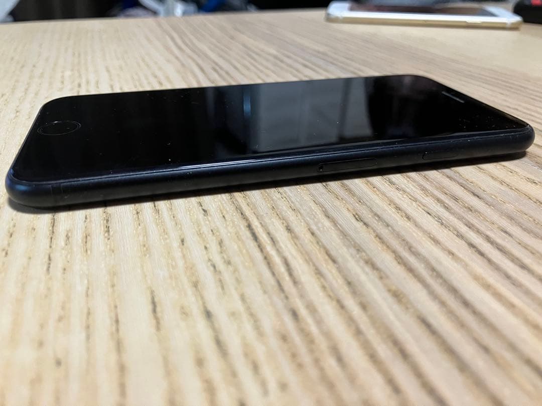 iPhone SE 第2世代 128GB ブラック　★訳あり　ホームボタン故障