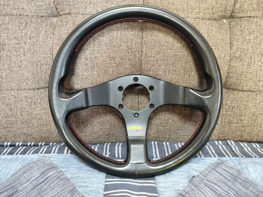 MOMO CORSE ステアリング