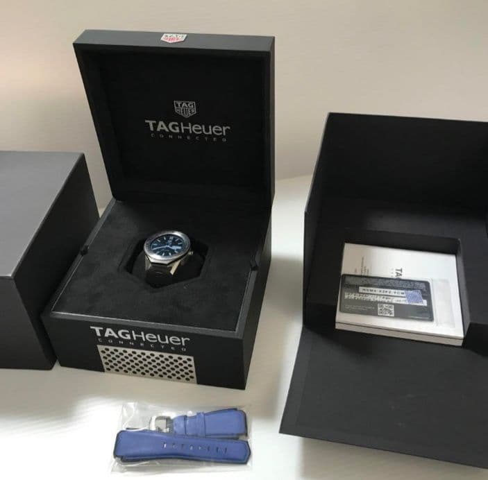 美品タグホイヤー コネクテッドモジュラー41ブラック+替えベルト