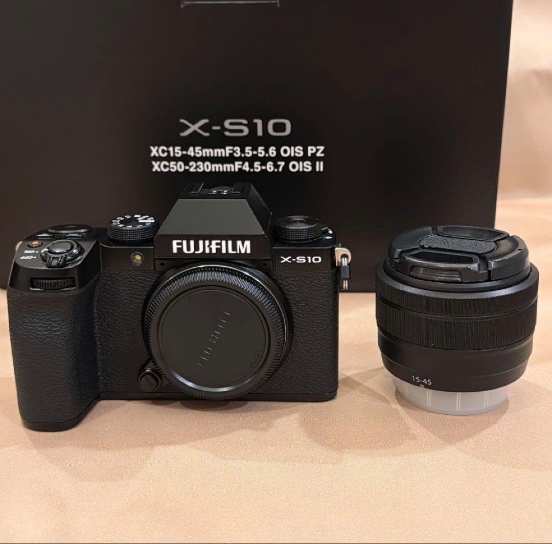 超美品FUJIFILM.X-S10ボディ＋レンズXC15-45mm