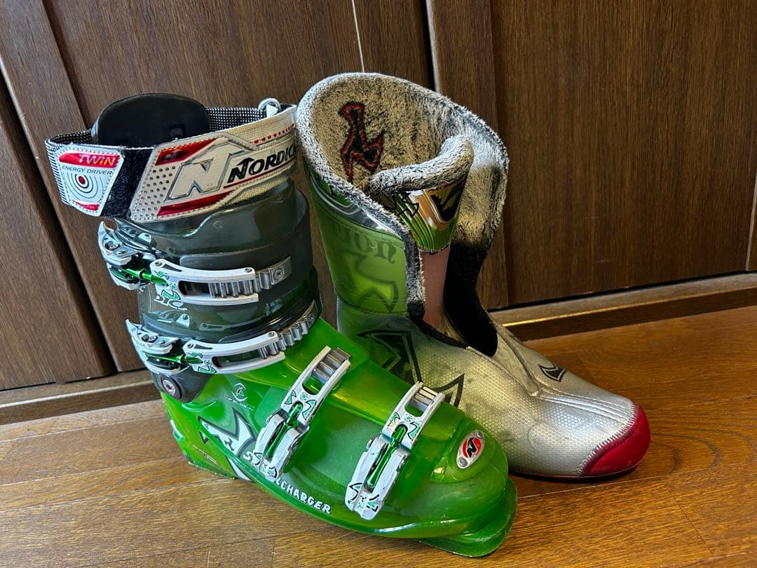 s*r様 Nordica NXT Charger スキー用ブーツ