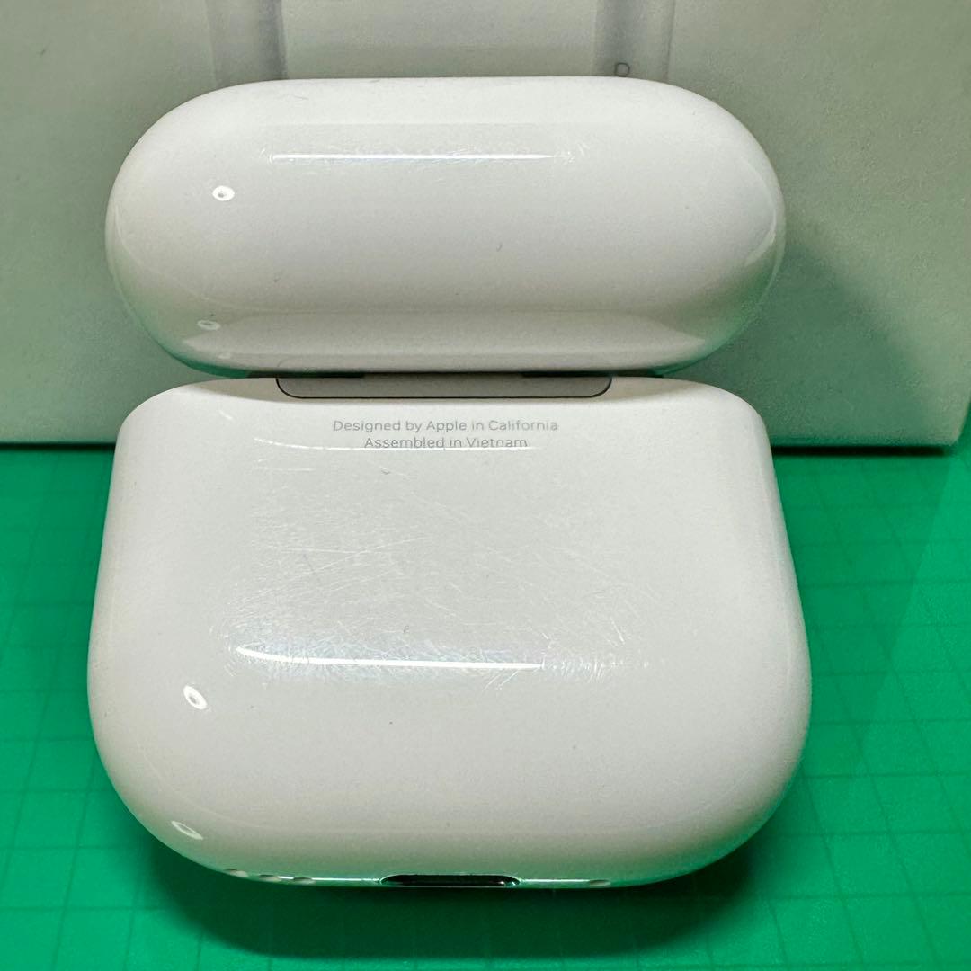 AirPods第4世代充電ケース　アクティブノイズキャンセリング(ANC 搭載)