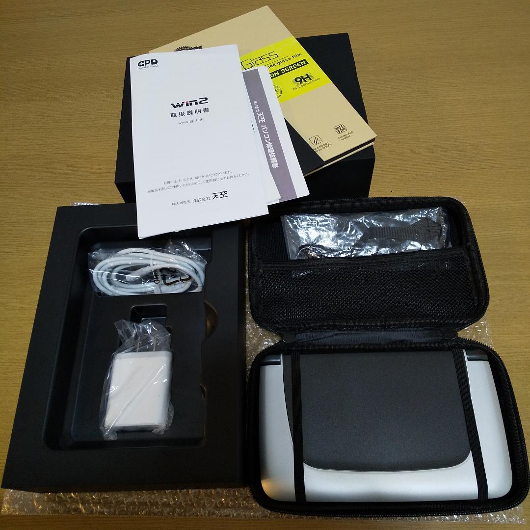 Windowsノート本体 GPD WIN2 Core m3-8100Y RAM8GB SSD256GB