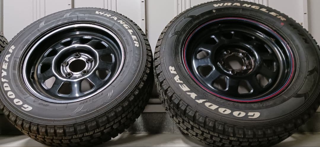◆デイトナ16インチホイール◆グッドイヤー製スタッドレス◆235/60R16◆