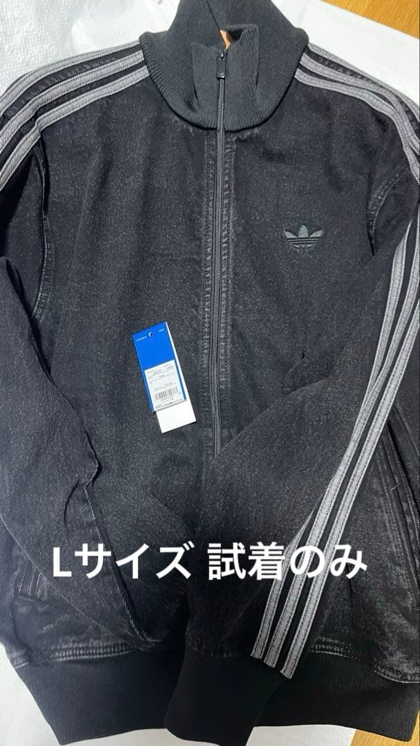 adidas デニム ファイヤーバード　Lサイズ JC6717