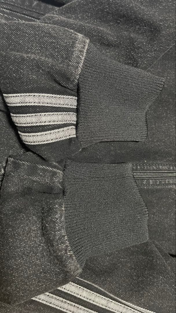 adidas デニム ファイヤーバード　Lサイズ JC6717