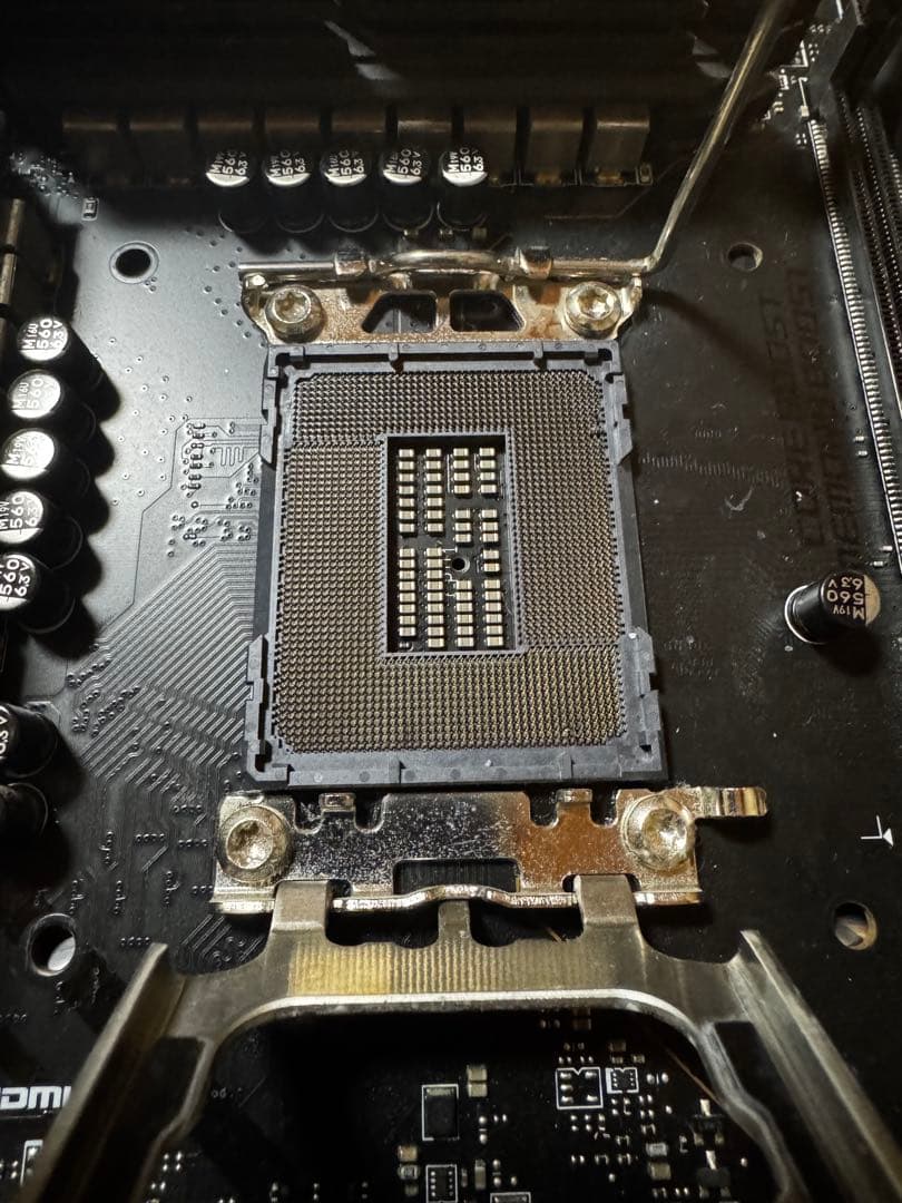 MPG Z690 CARBON WIFI DDR5 マザーボード（ジャンク）