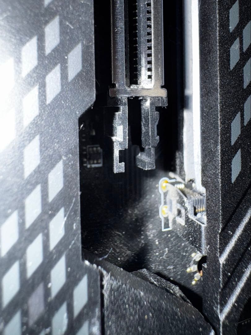 MPG Z690 CARBON WIFI DDR5 マザーボード（ジャンク）