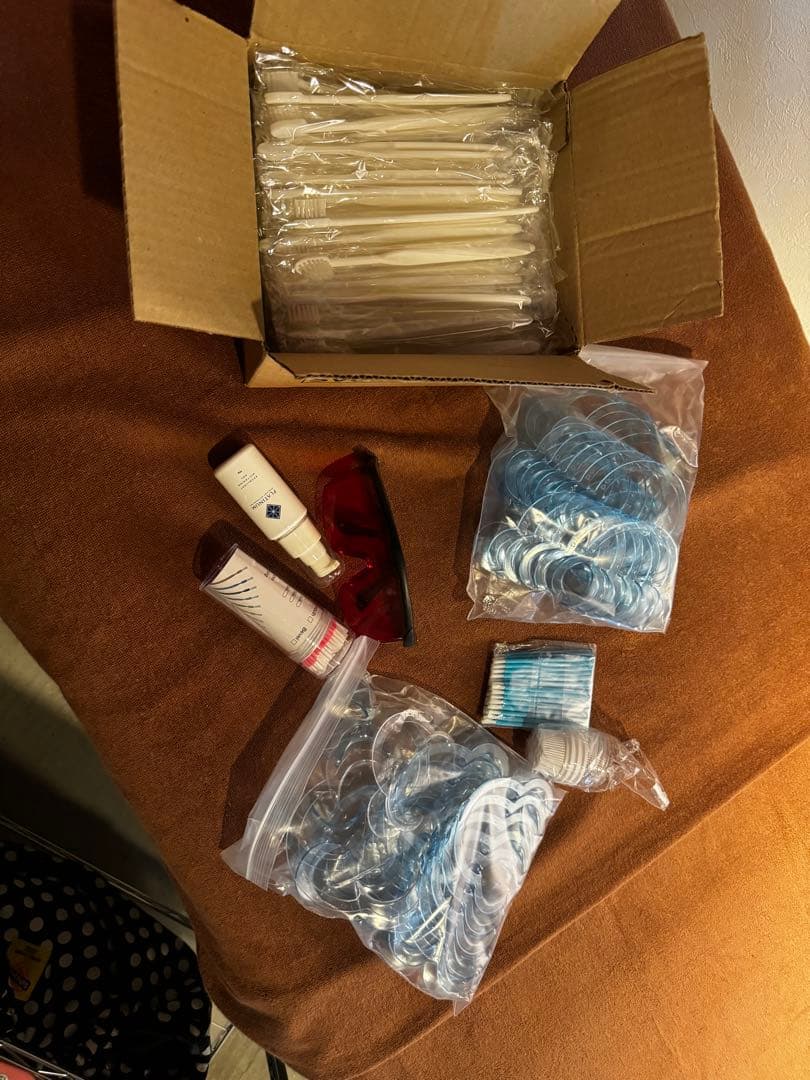 業務用ホワイトニング機器　2台&小物