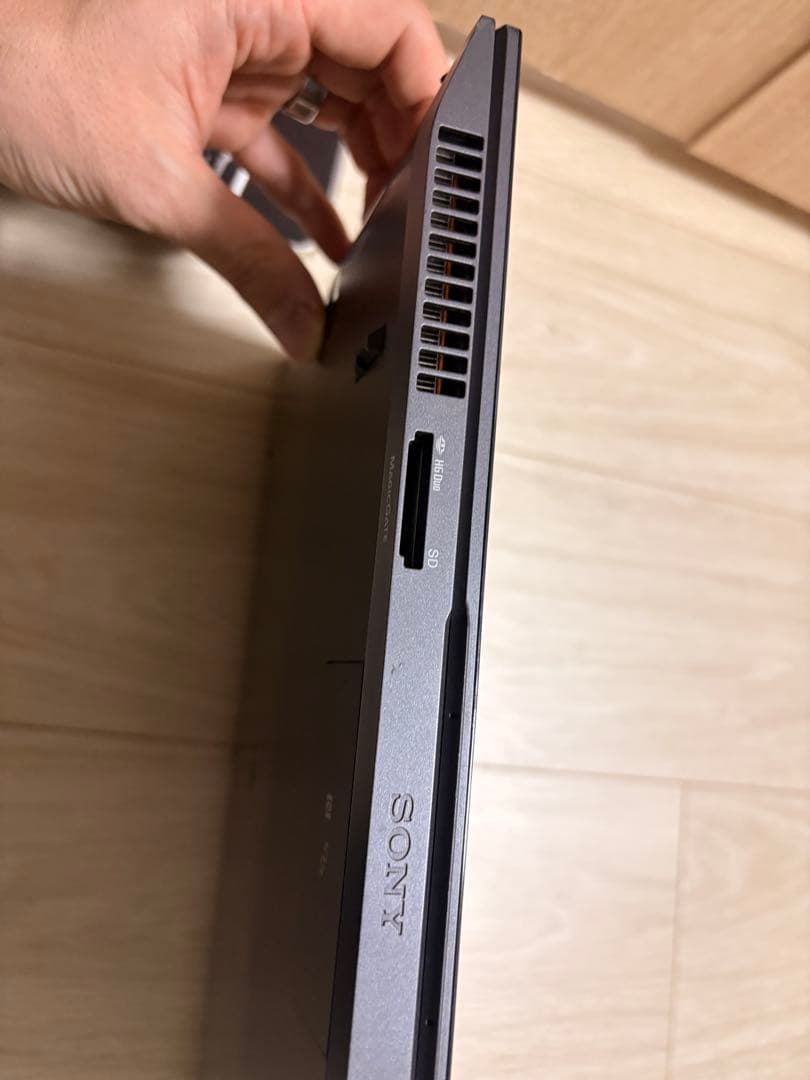 【美品/箱有】SONY VAIO Duo 13 SVD13238EJB 4GB