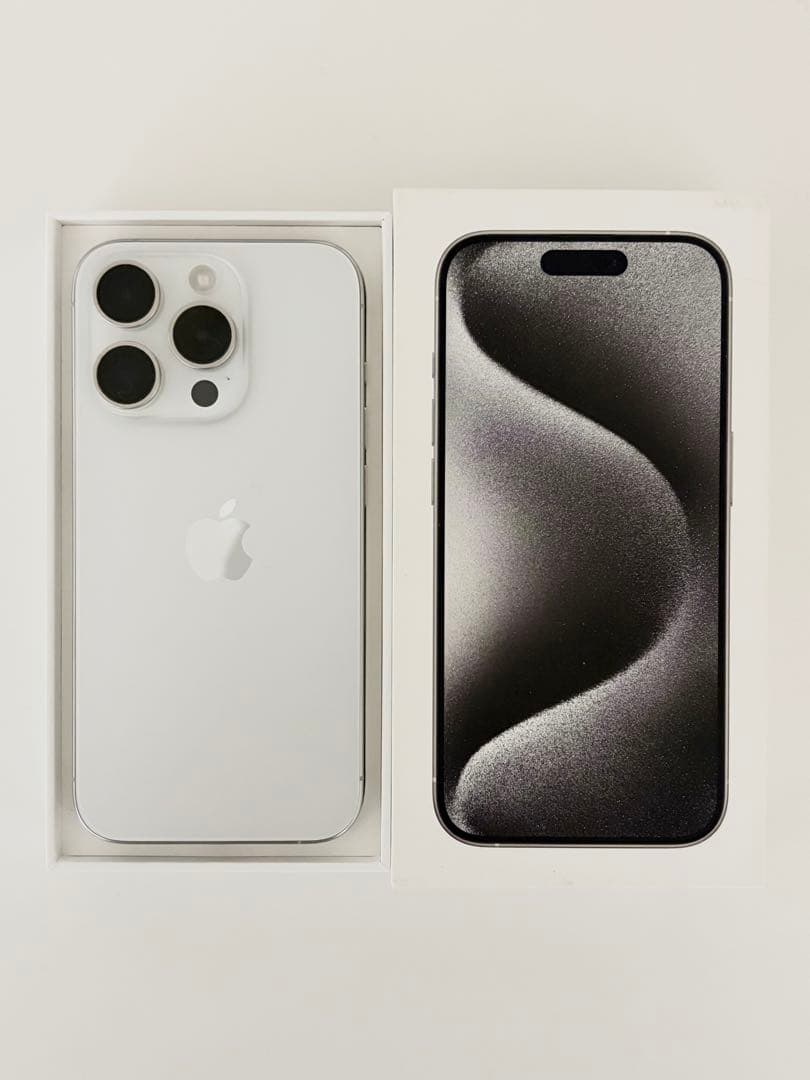 iPhone 15 Pro 256GB ホワイトチタニウム