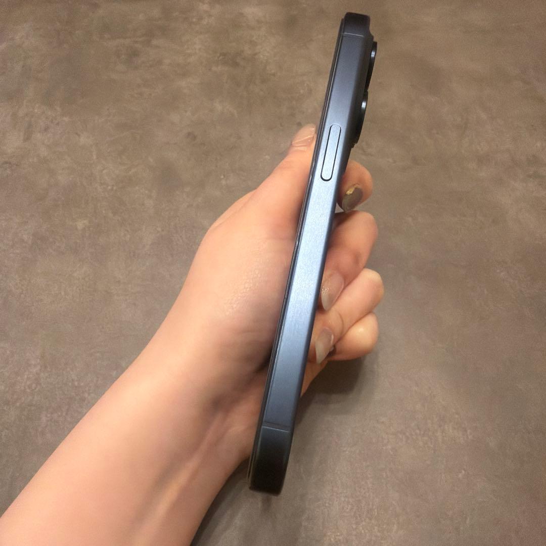 Apple iPhone 15 Pro ブルーチタニウム　本体 128GB