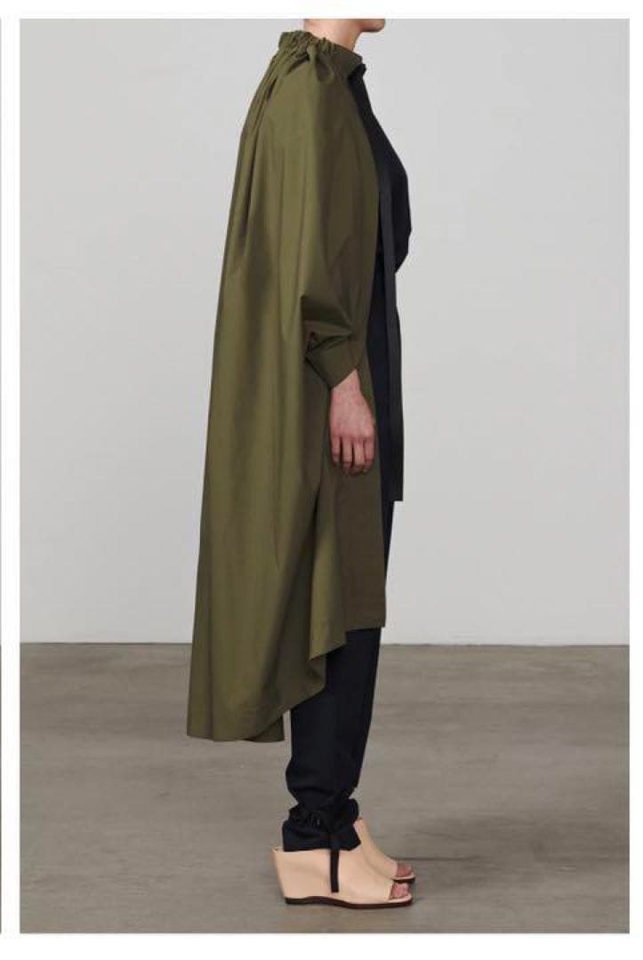 【mii】HYKE PERTEX® PONCHO NAVY