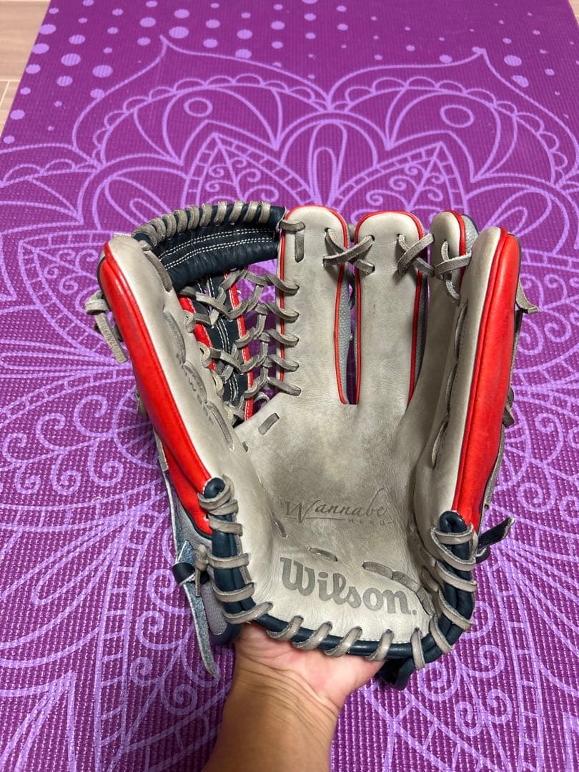 ウィルソン　Wilson 軟式グローブ グレー/レッド