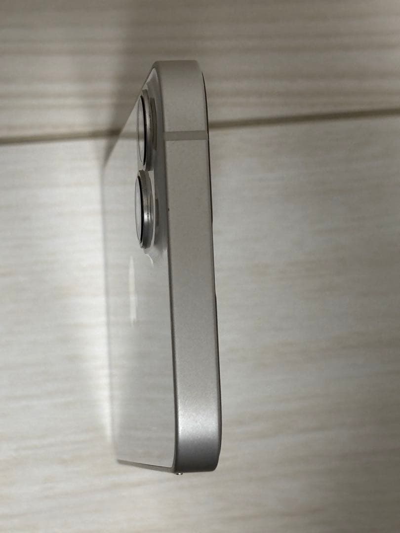 Apple iPhone 13 白　128GB SIMフリー