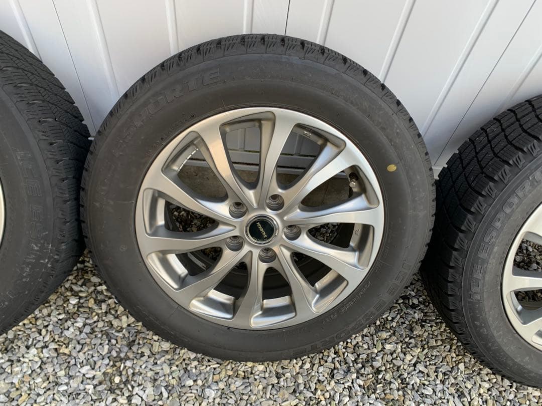 16インチ 205/60スタッドレスタイヤ　ホイールセット（ステップワゴン）